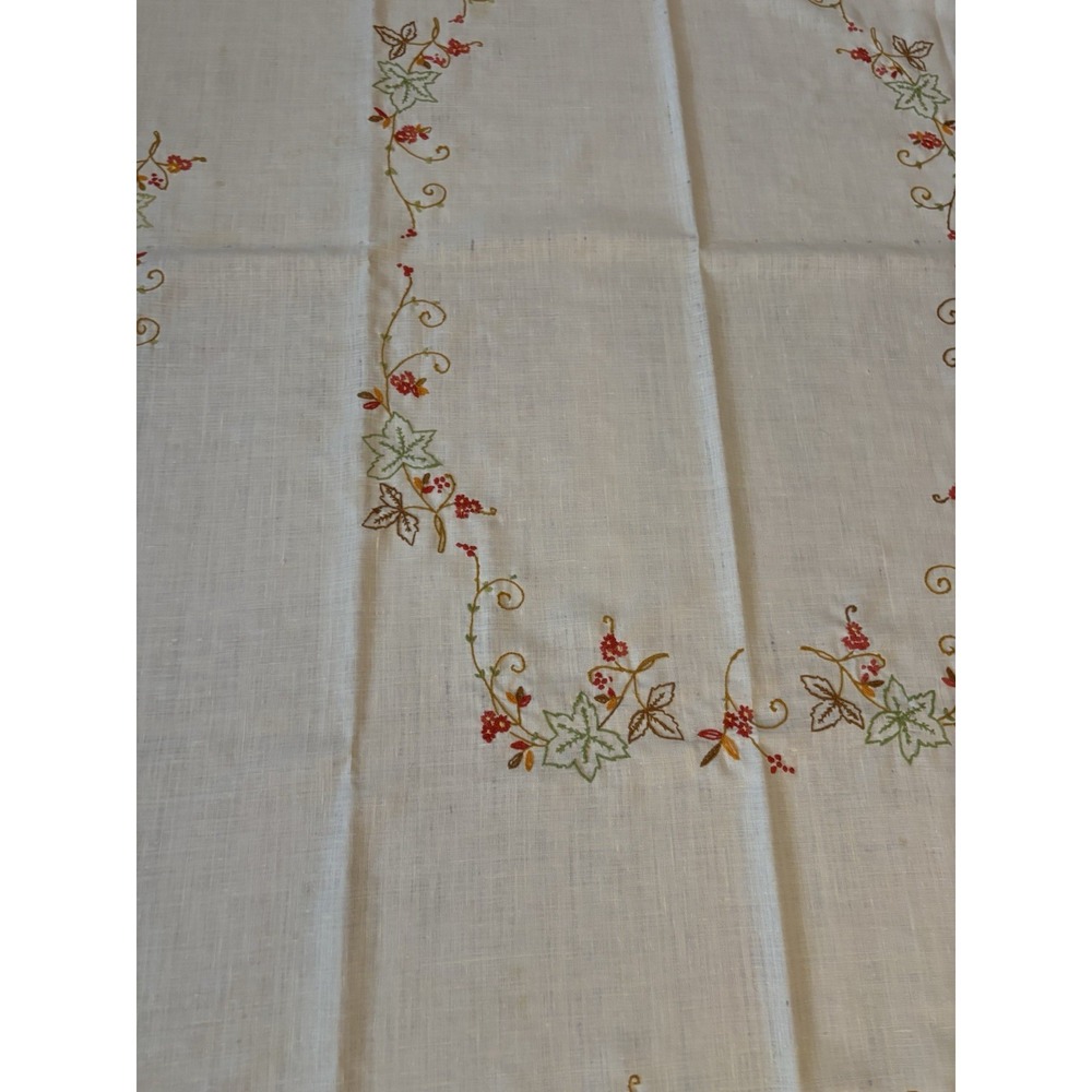 Vtg. Hand Embroidered Fall Thanksgiving Tablecloth Scallop Edge 56x77 Ivory - Picture 4 of 10